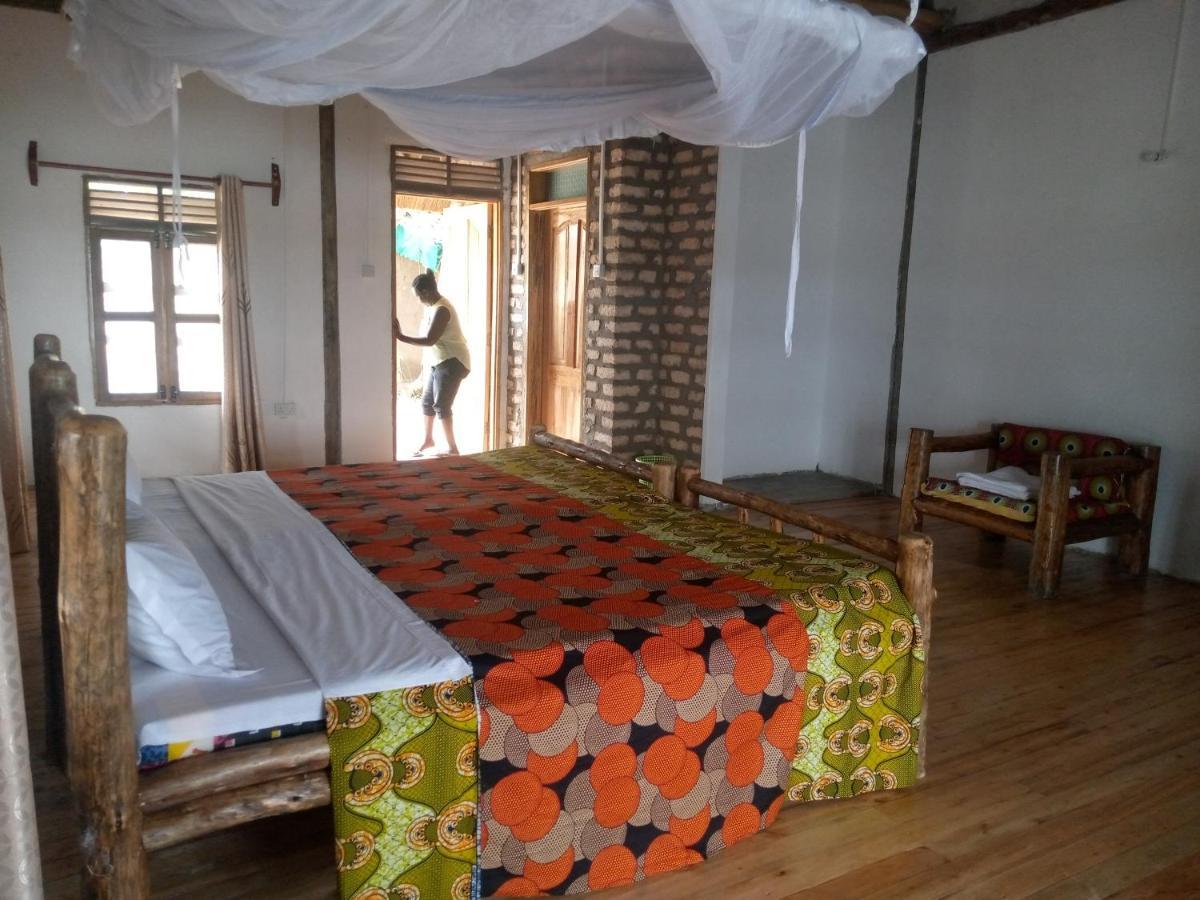 Tembo Safari Lodge Katunguru Екстериор снимка