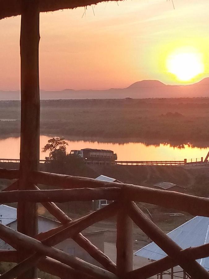 Tembo Safari Lodge Katunguru Екстериор снимка