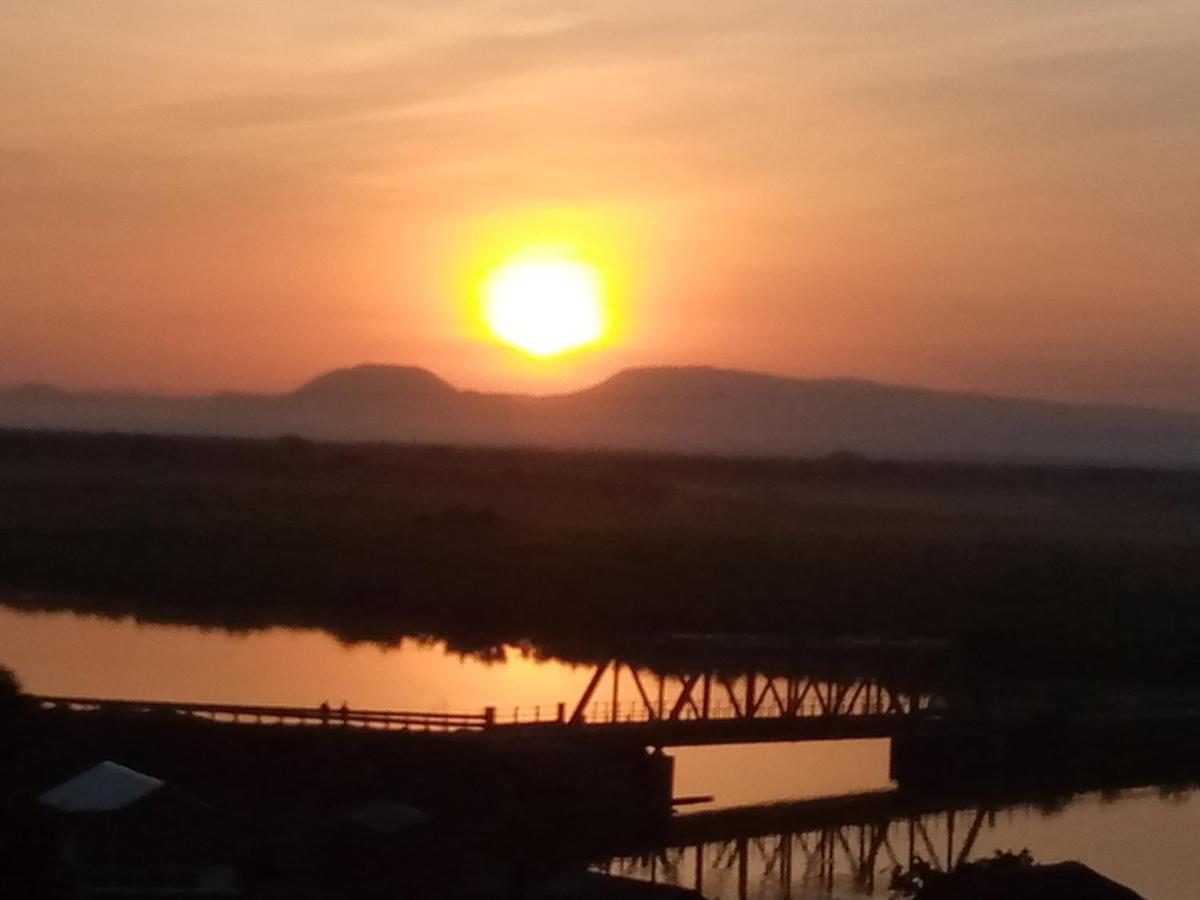 Tembo Safari Lodge Katunguru Екстериор снимка