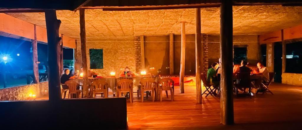 Tembo Safari Lodge Katunguru Екстериор снимка
