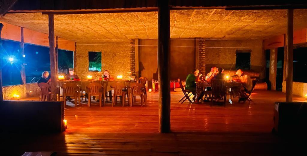 Tembo Safari Lodge Katunguru Екстериор снимка