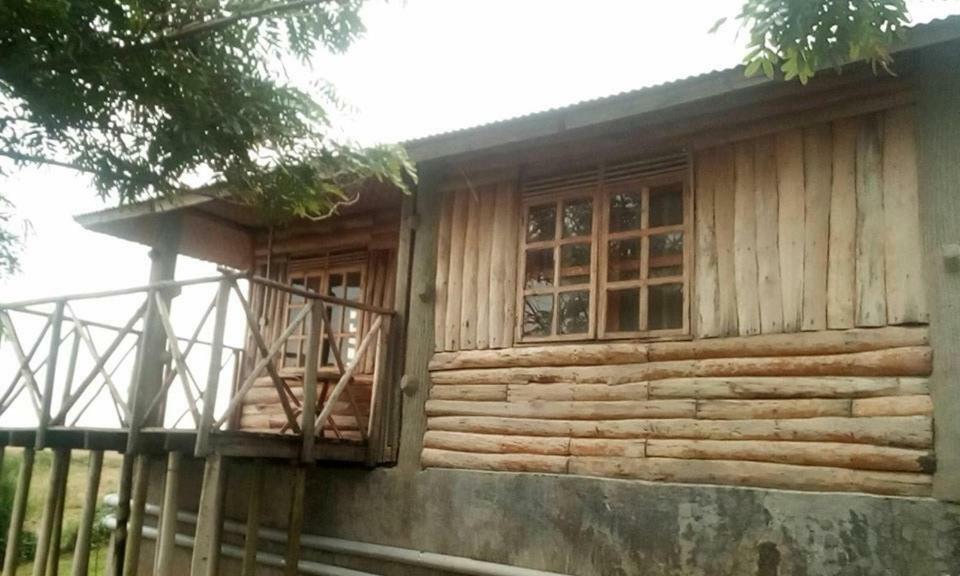Tembo Safari Lodge Katunguru Екстериор снимка